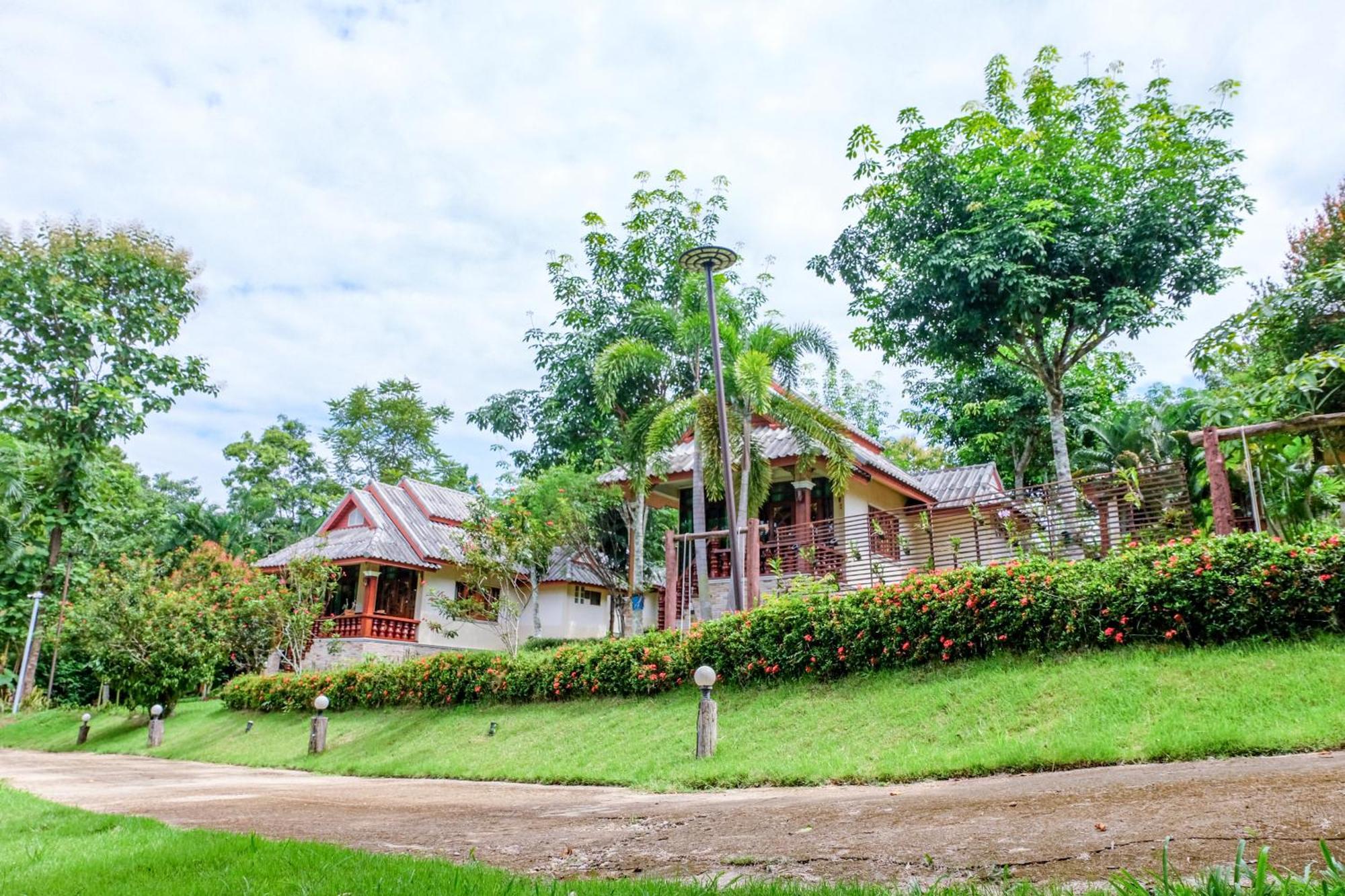 Hotel Mont Goei Pai Exterior foto